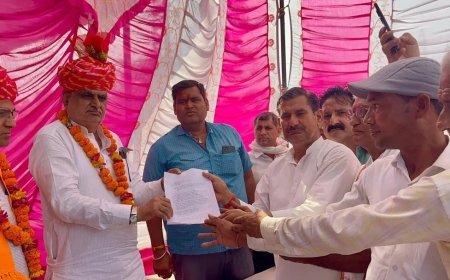 हिंडौन सिटी: कैलाश नगर में सीवरेज ट्रीटमेंट प्लांट बनाने के विरोध में मंत्री को सौंपा ज्ञापन