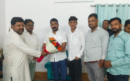 करौली: आजाद समाज पार्टी के कार्यकर्ताओं ने की नगीना सांसद चंद्रशेखर आजाद से मुलाकात