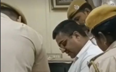 कलेक्टर नीलाभ सक्सेना ने किया करौली साइबर थाना निरीक्षण, दिए तकनीकी सुदृढ़ता के निर्देश