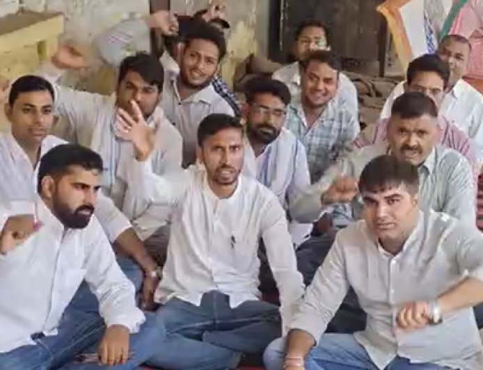 पटवारी और गिरदावर पर हमले से नाराज़ राजस्व कर्मी: 9 जून से कार्य बहिष्कार की चेतावनी