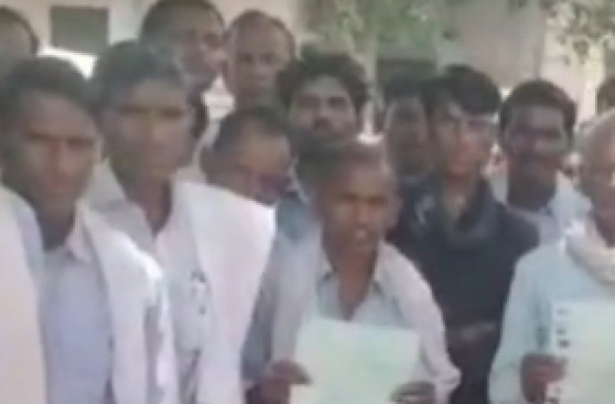 करौली के मोहनपुरा गांव में कोली समाज ने जमीन से अतिक्रमण हटाने की मांग की