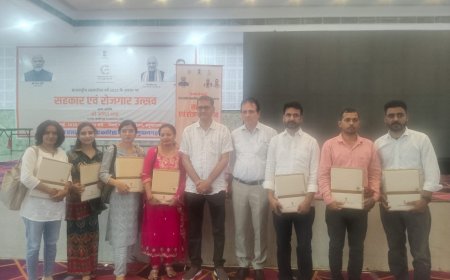 हनुमानगढ़ : जिले के 161 नवचयनितों को सौंपे नियुक्ति पत्र, 12 भंडार गृहों का लोकार्पण