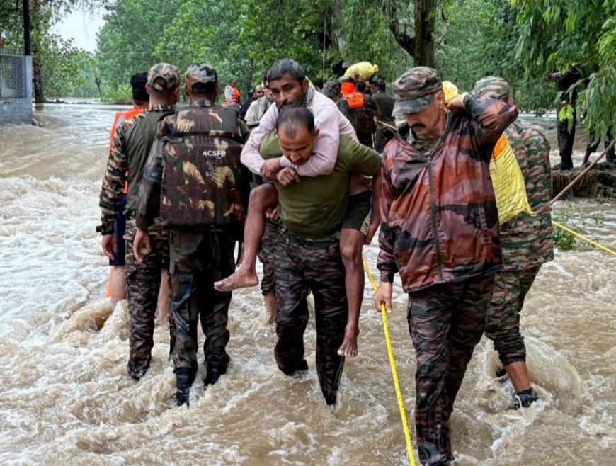 जम्मू कश्मीर में बारिश से भारी तबाही: जन जीवन अस्त व्यस्त, 1926 के बाद सबसे अधिक बर्षा