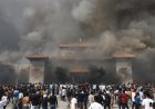 नेपाल में अशांति का तीसरा दिन: हिंसा, आगजनी और कैदियों के फरार होने से हड़कंप