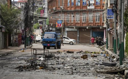 नेपाल पुलिस जमा कर रही सबूत, आगजनी, दहशत और लूटपाट करने वालों पर होगी कार्यवाही