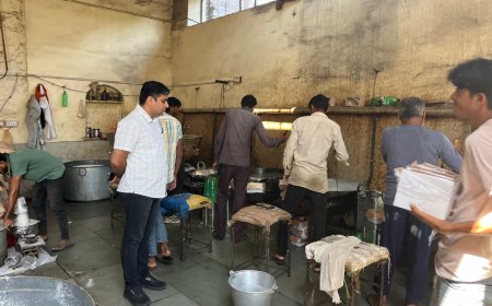 बहादुरपुर में खाद्य सुरक्षा विभाग की बड़ी कार्रवाई, 425 किलो स्किम्ड मिल्क पाउडर जप्त