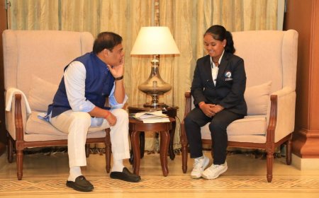 सिमू दास: मुख्यमंत्री हिमंता बिस्वा सरमा ने सिमु दास को दस लाख रुपए और नौकरी प्रदान दी