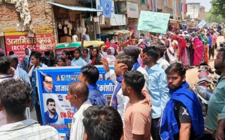 जौनपुर में अंबेडकर प्रतिमा क्षतिग्रस्त होने पर बवाल, आज़ाद समाज पार्टी और भीम आर्मी का प्रदर्शन