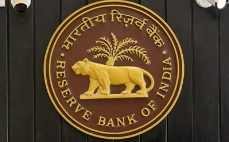 RBI Rate Cut Impact: FY26 में कर्जदारों को मिली राहत, लेकिन बैंकों ने नहीं दिया ब्याज दरों में कटौती का पूरा फायदा; जानें क्या कहती है रिपोर्ट