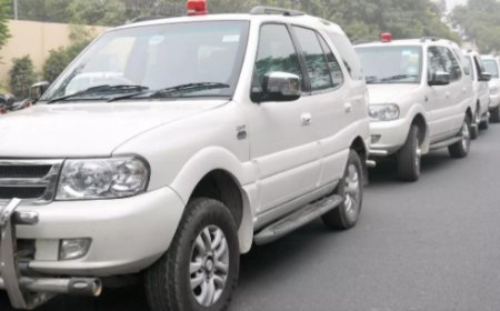 सादगी की मिसाल: मुख्यमंत्री मोहन यादव ने अपने काफिले में घटाई वाहनों की संख्या, मंत्रियों को भी दिए ईधन बचत के निर्देश