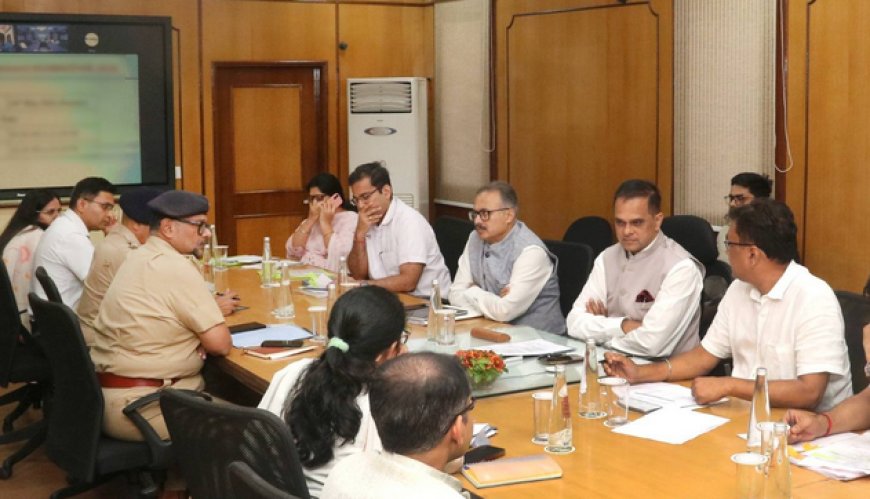 यूपीएससी सिविल सेवा प्री परीक्षा 2026 की तैयारियां तेज: मुख्य सचिव वी. श्रीनिवास ने दिए निर्बाध बिजली, सुरक्षा और मुस्तैदी के निर्देश